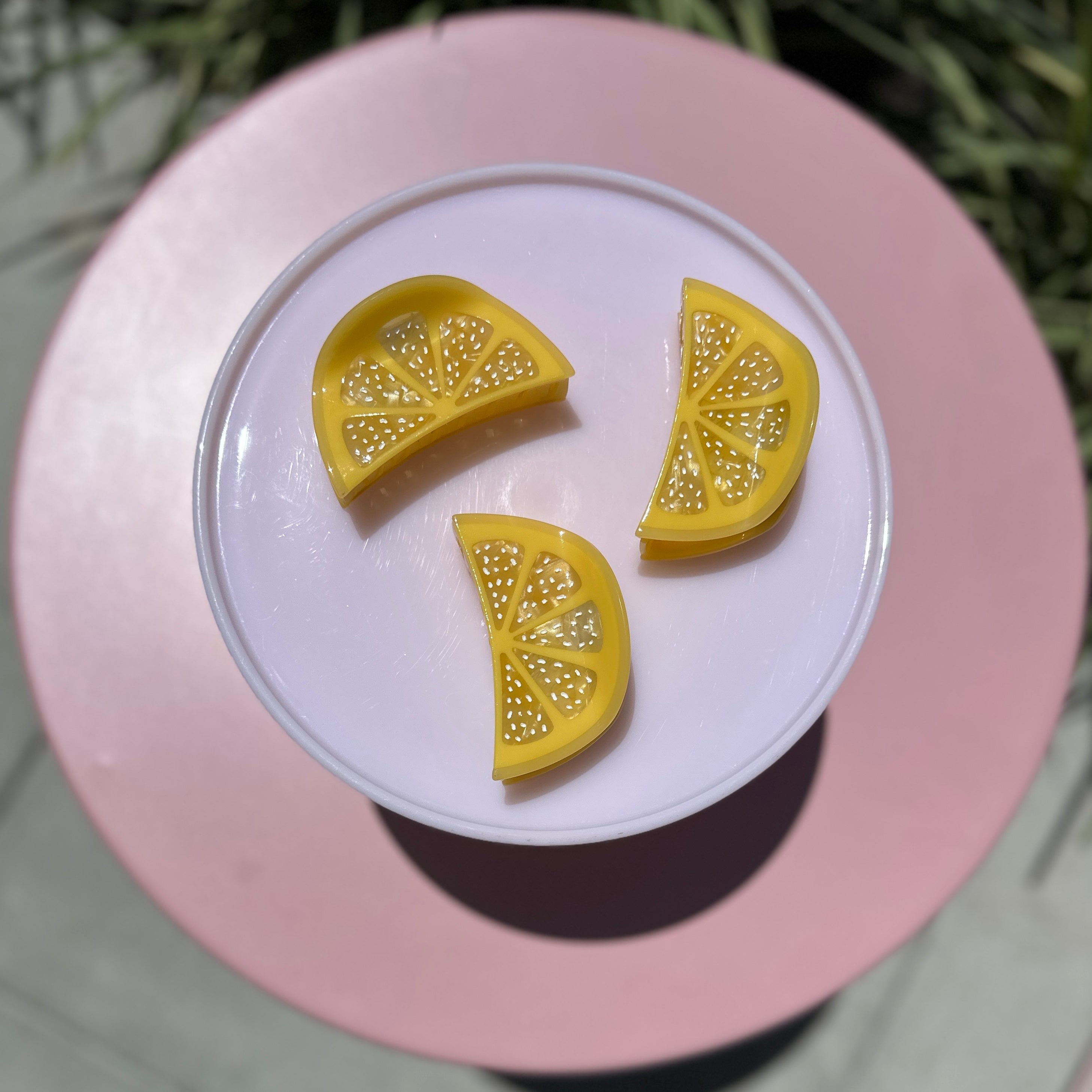 Jenny Lemons | Large Lemon Slice Hair Claw Clip | Le Dix-Sept